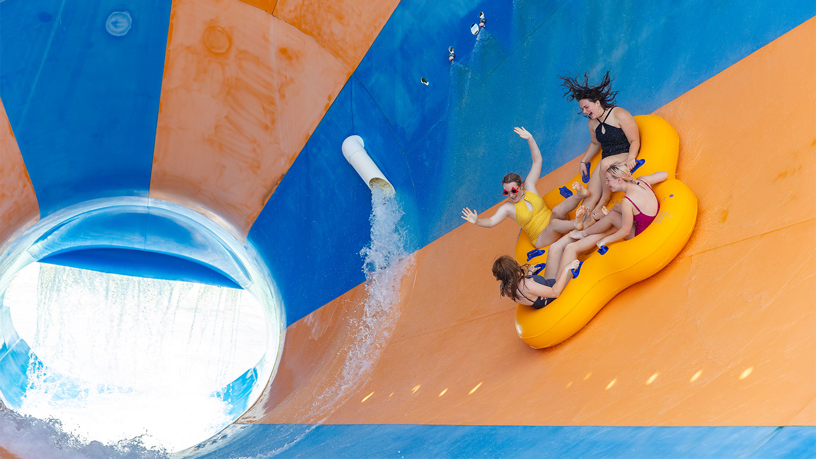 Camelbeach® Outdoor Waterpark Package | 3 Days 2 Nights | One-Bedroom Unit at Pocono Mountain Villas